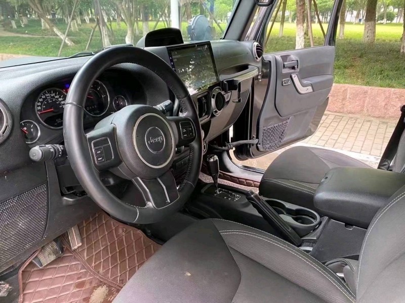 臺州15年Jeep牧馬人7