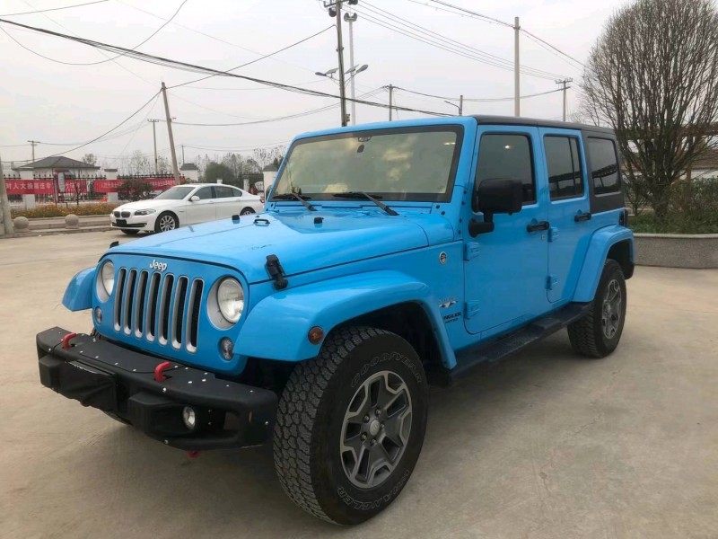 徐州17年Jeep牧馬人2