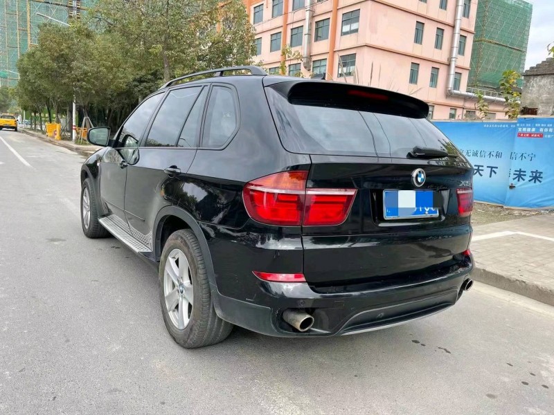 台州11年宝马X56