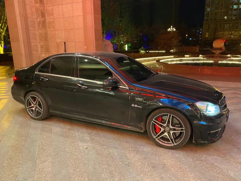青島13年奔馳AMG C632