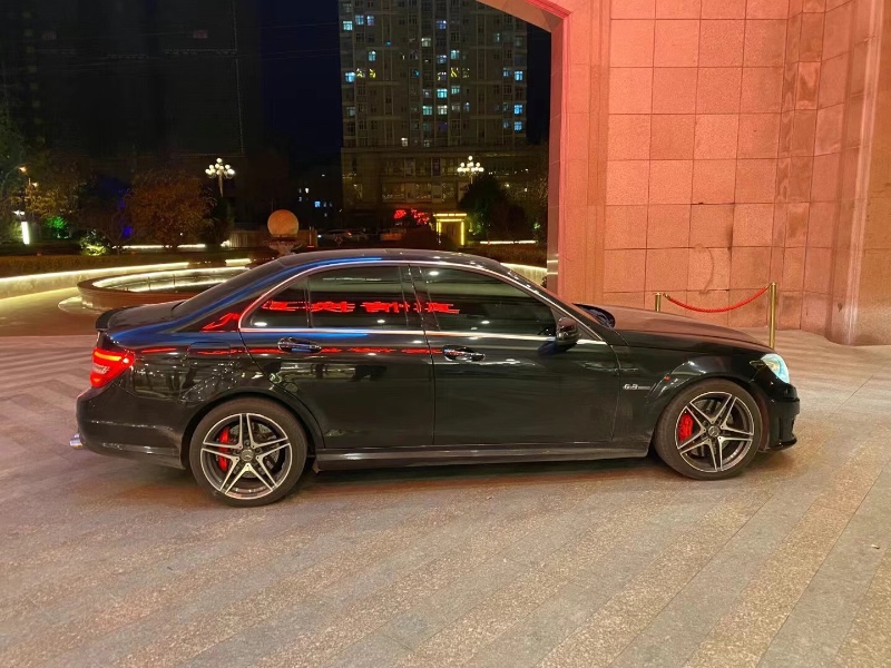 青島13年奔馳AMG C638