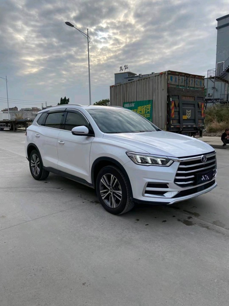 东莞20年比亚迪宋5