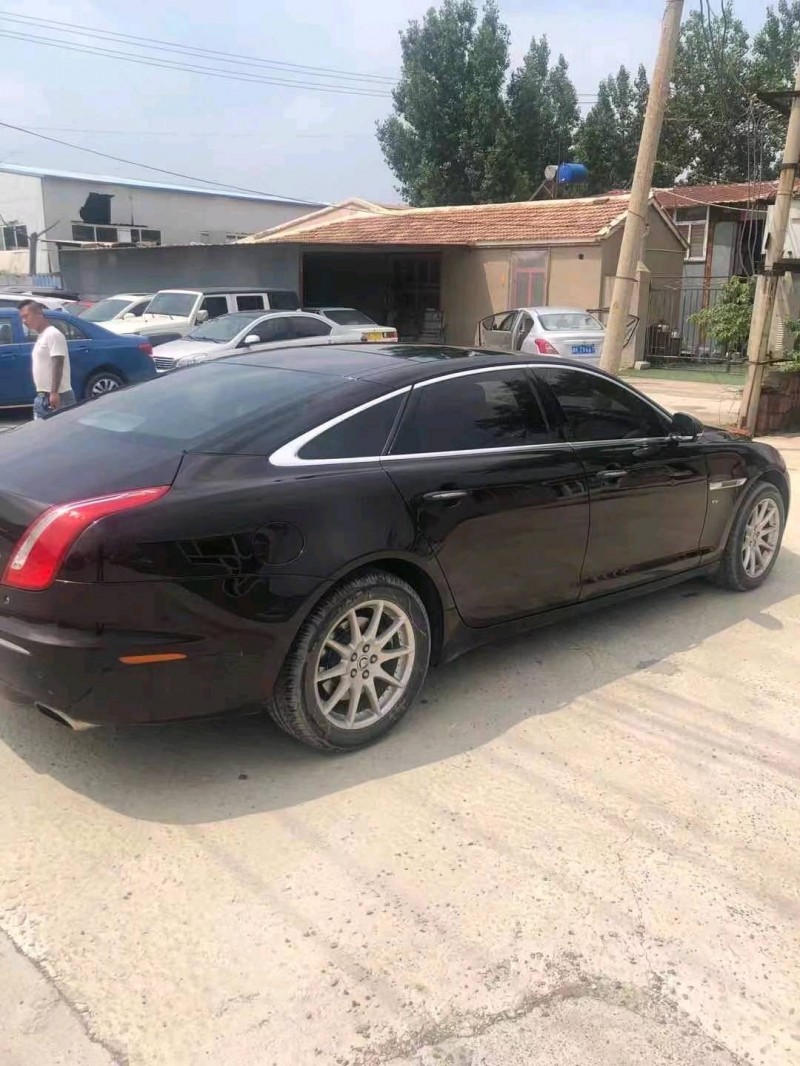 天津12年捷豹XJL4