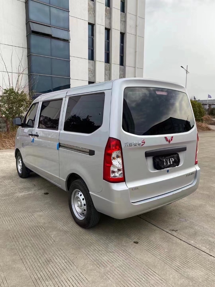 南通21年五菱汽車榮光8