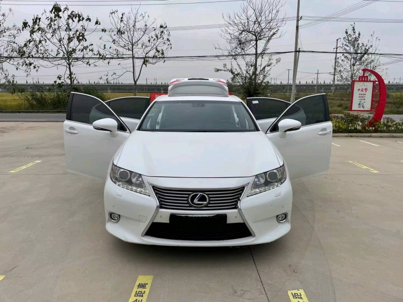 徐州14年雷克萨斯ES9
