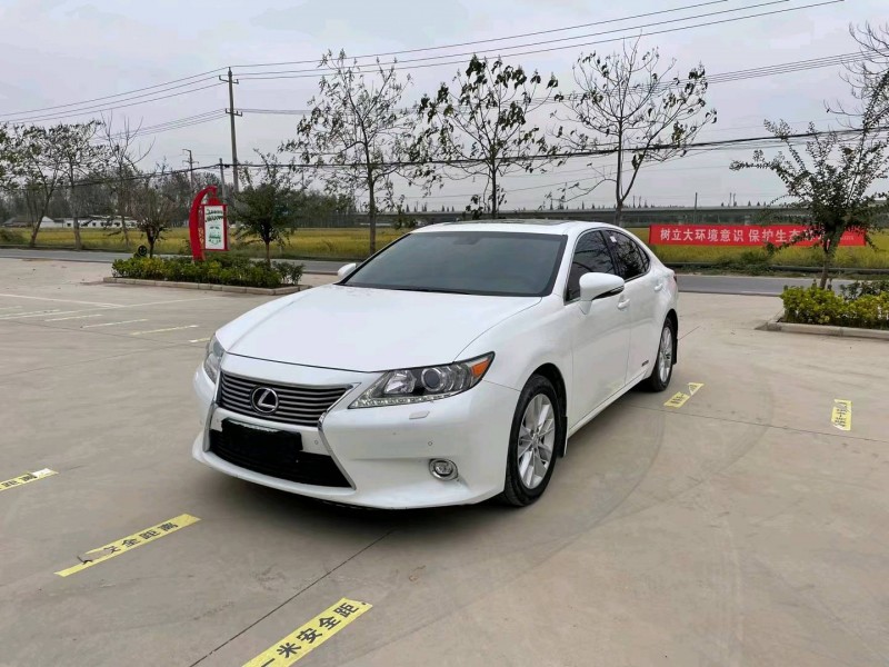 徐州14年雷克萨斯ES8