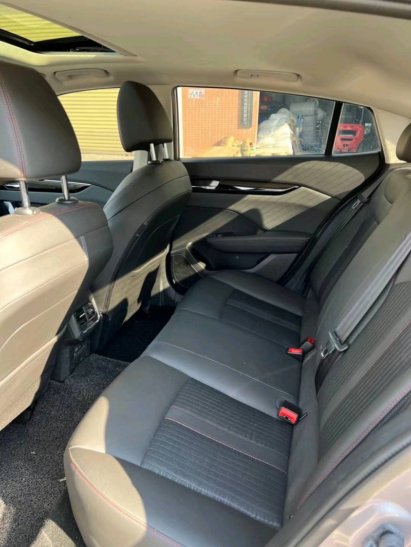 东莞20年东风奕炫5