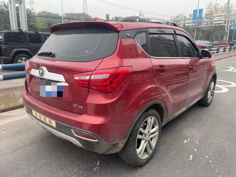 重慶17年長安汽車CS358