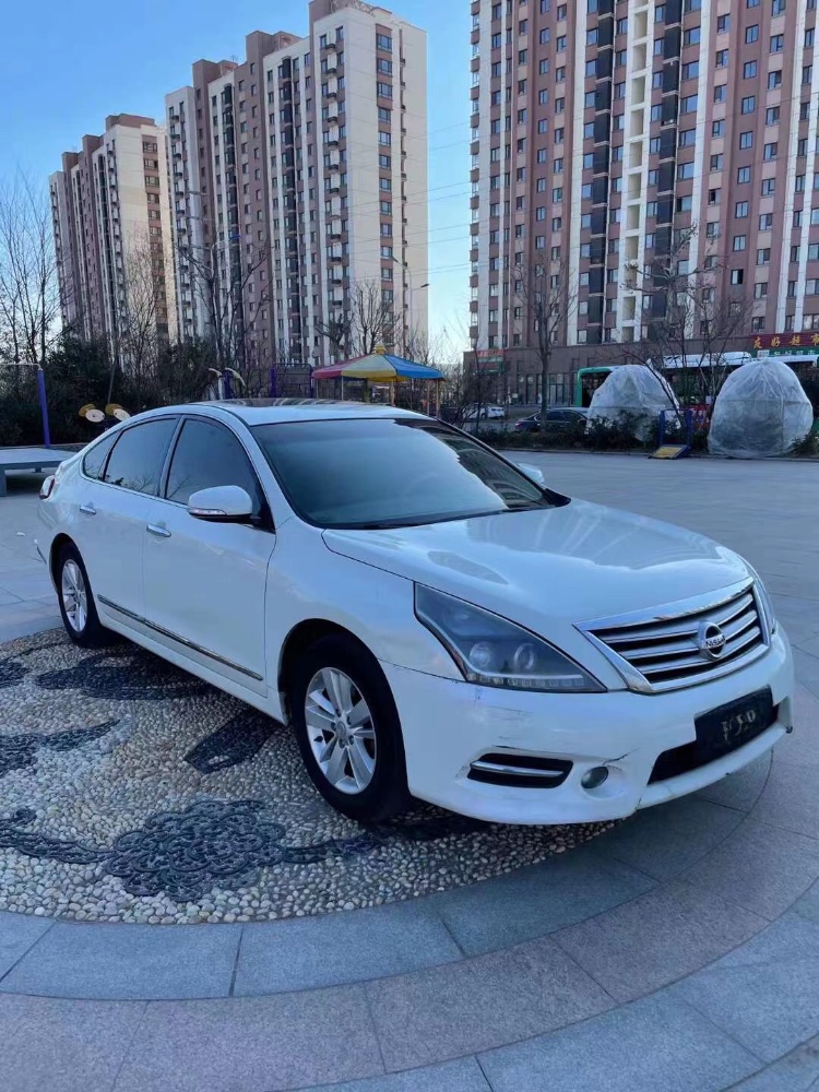 濟寧12年日產天籟3