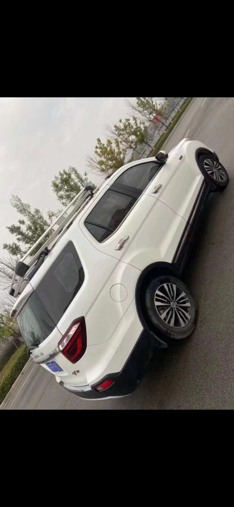 德陽18年長安汽車CX709