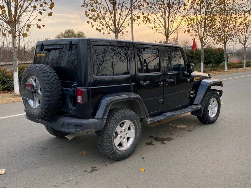 徐州11年Jeep牧馬人8