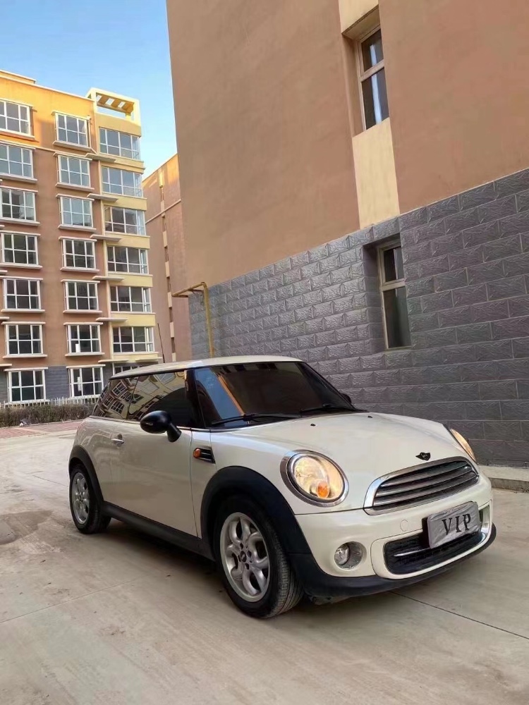 保定12年寶馬MINI2