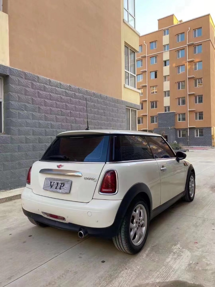 保定12年寶馬MINI9