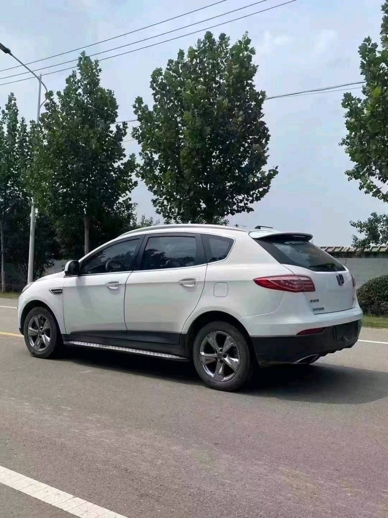 徐州15年納智捷U7 TURBO9