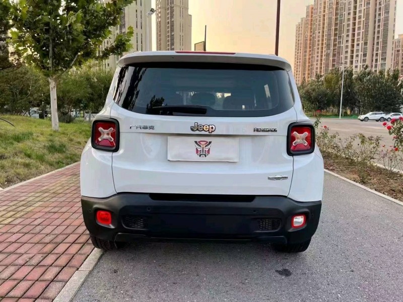 唐山19年Jeep自由俠4