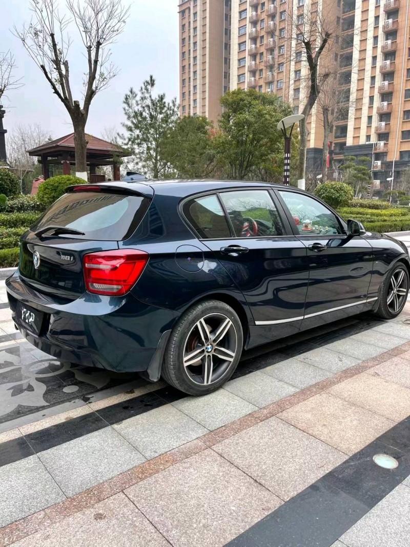 泰安12年寶馬1系7