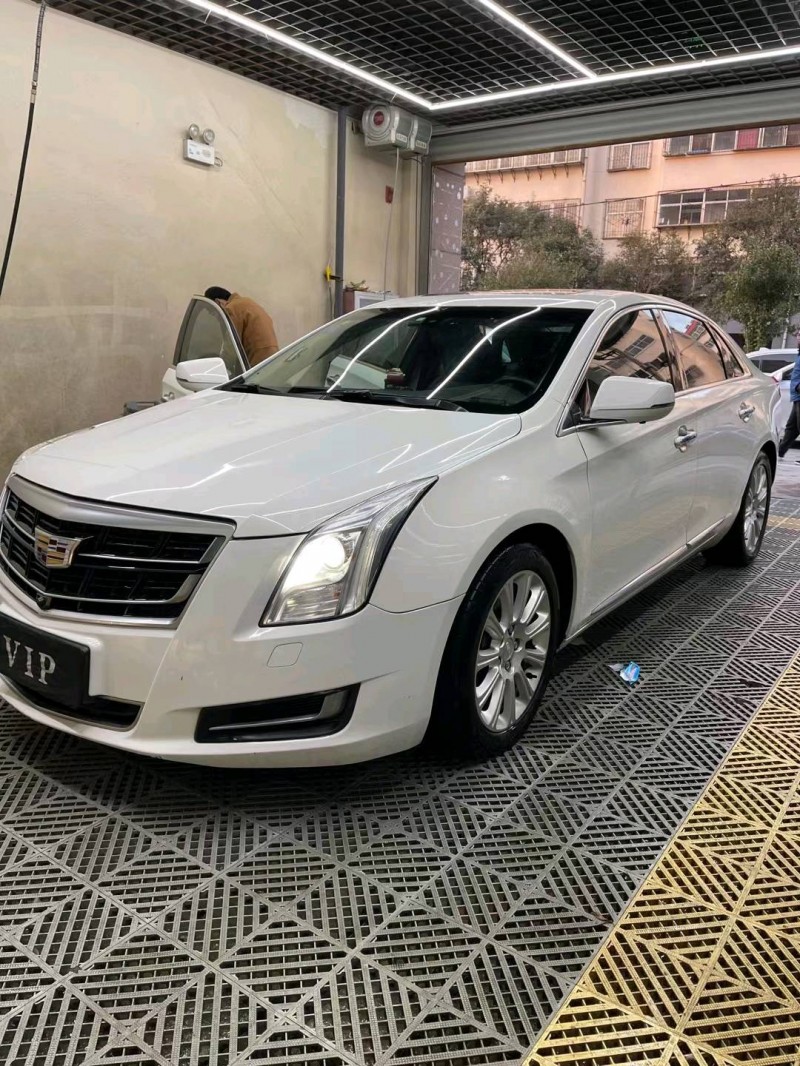 泰安17年凱迪拉克XTS2