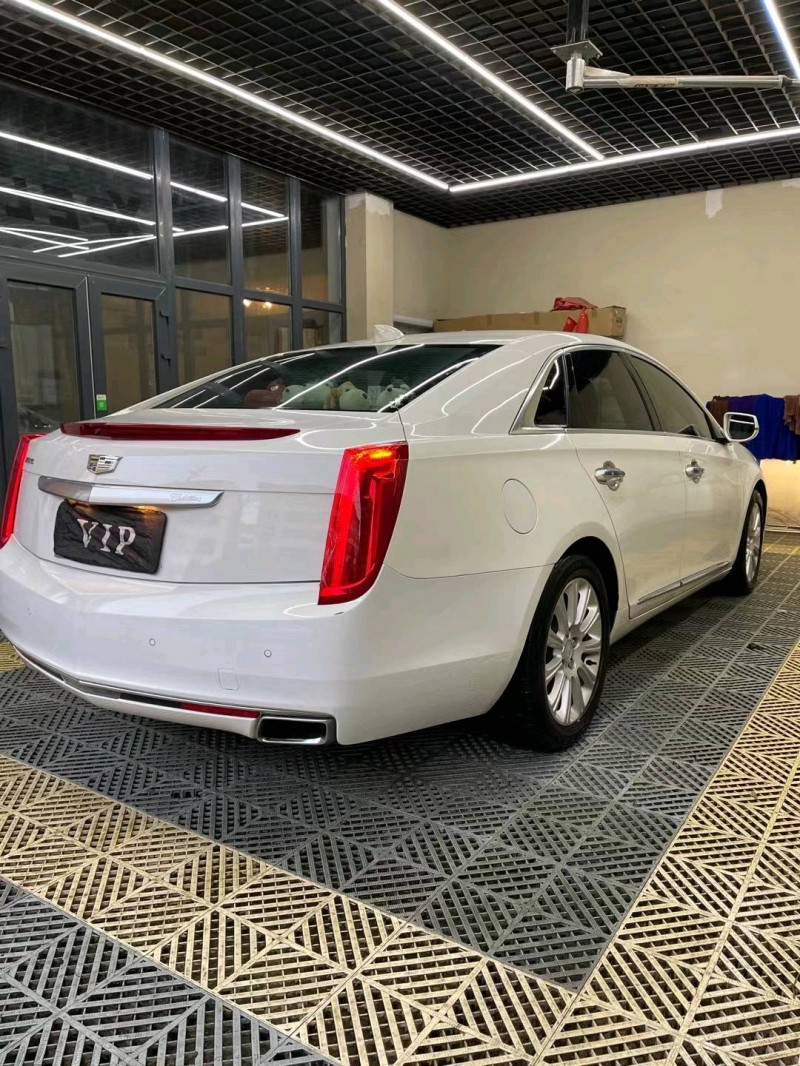 泰安17年凱迪拉克XTS8