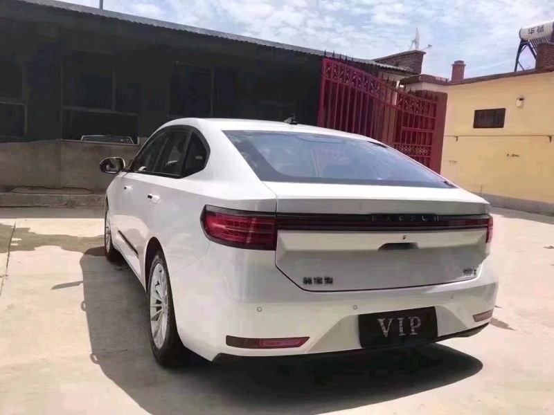 呼和浩特20年寶駿RC57