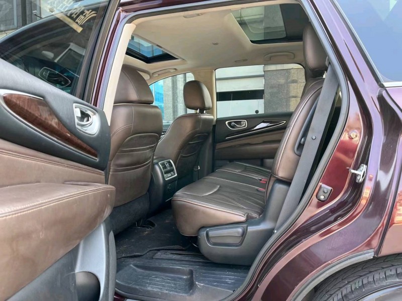 東莞15年英菲尼迪QX606