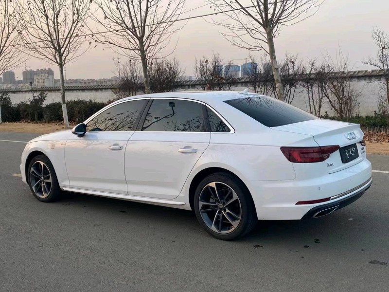 徐州19年奧迪A4L2