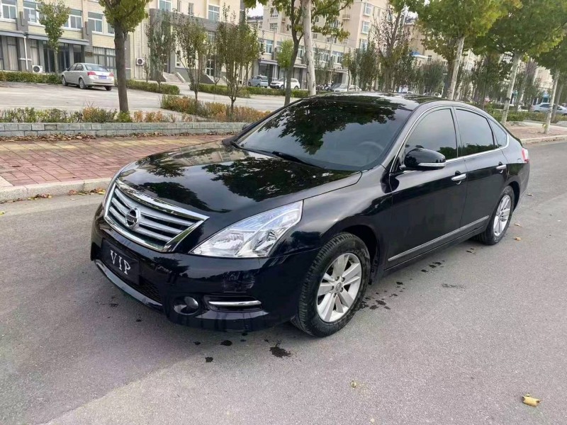 濰坊12年日產天籟3