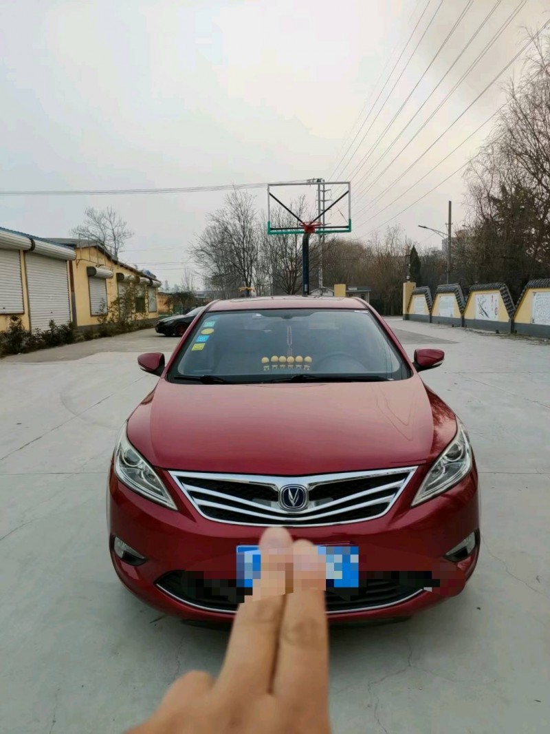 聊城15年長安汽車逸動2