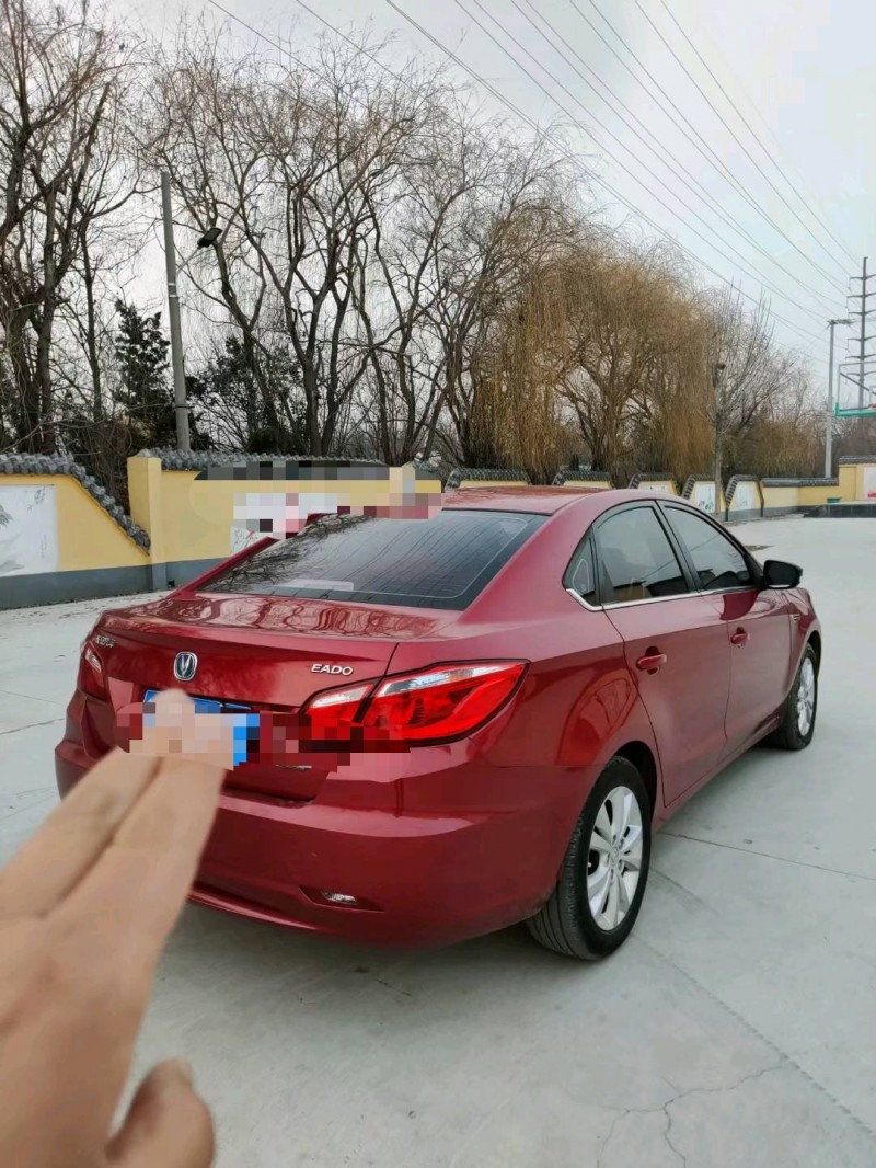 聊城15年長安汽車逸動3