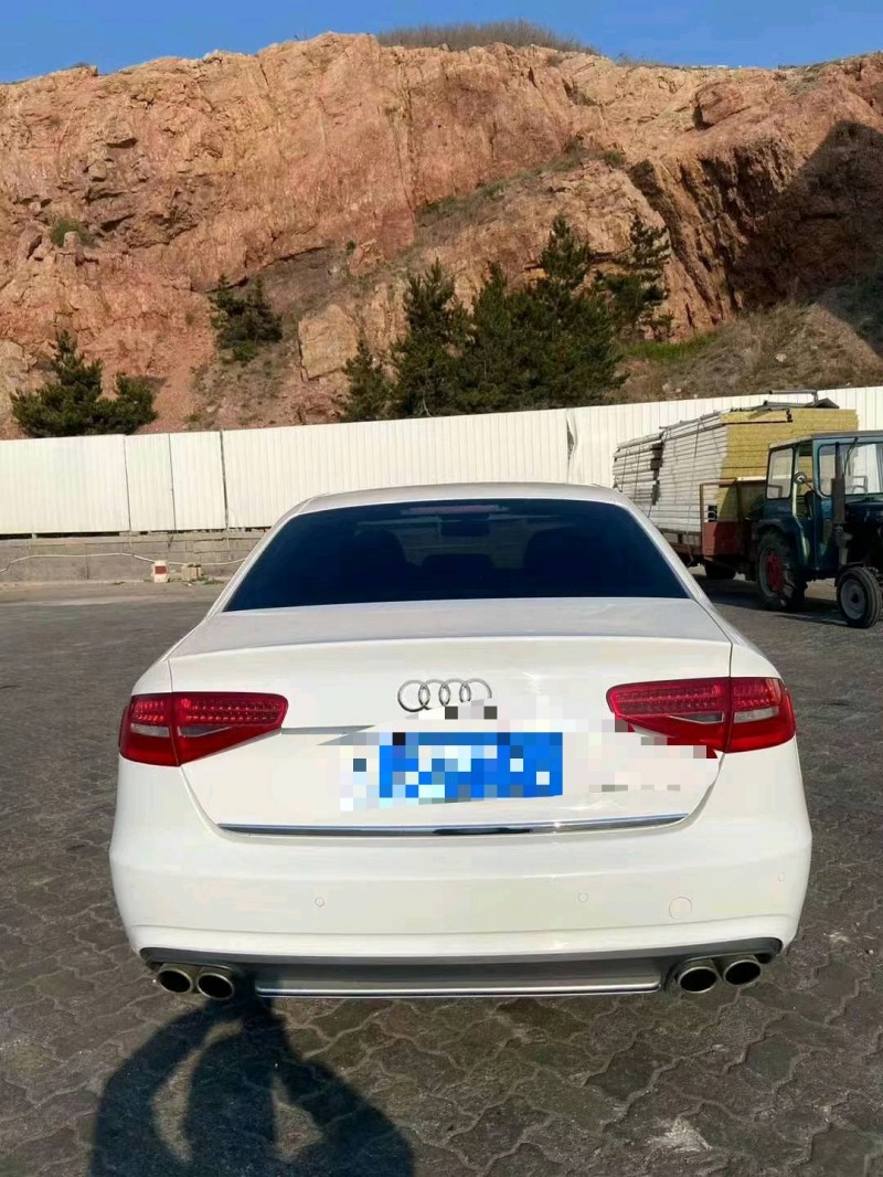 煙臺15年奧迪A4L1