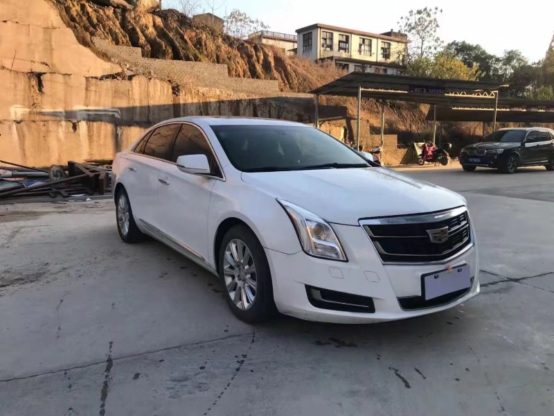 金华17年凯迪拉克XTS2