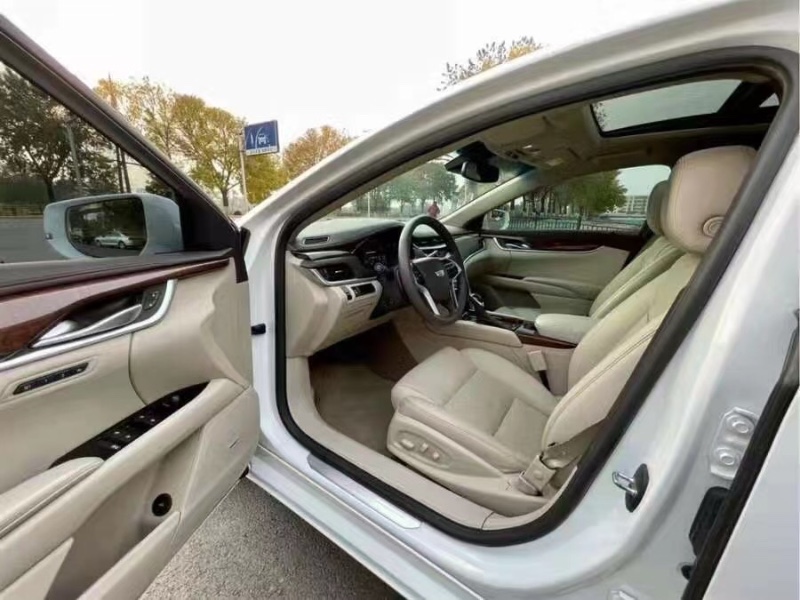 金华17年凯迪拉克XTS4