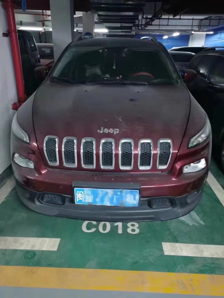 漳州17年Jeep自由光1