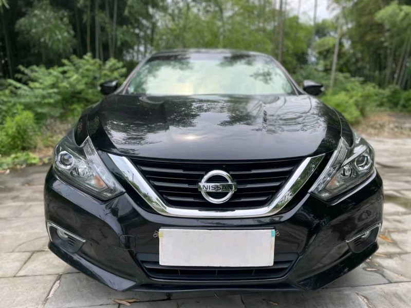 上饒18年日產天籟1