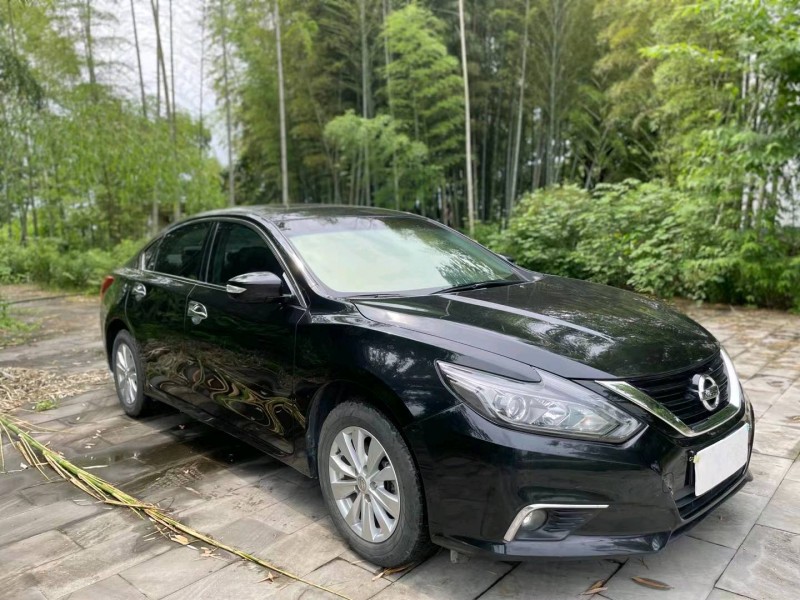 上饒18年日產天籟3