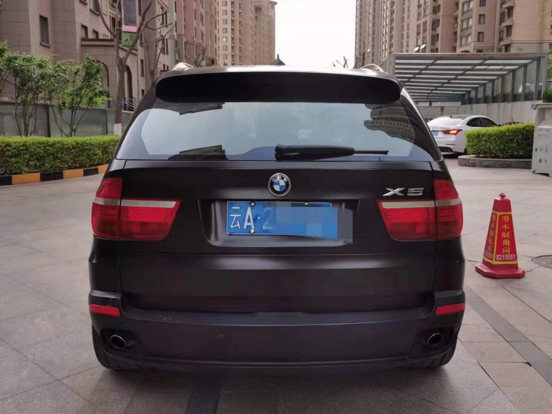 北京10年寶馬X58