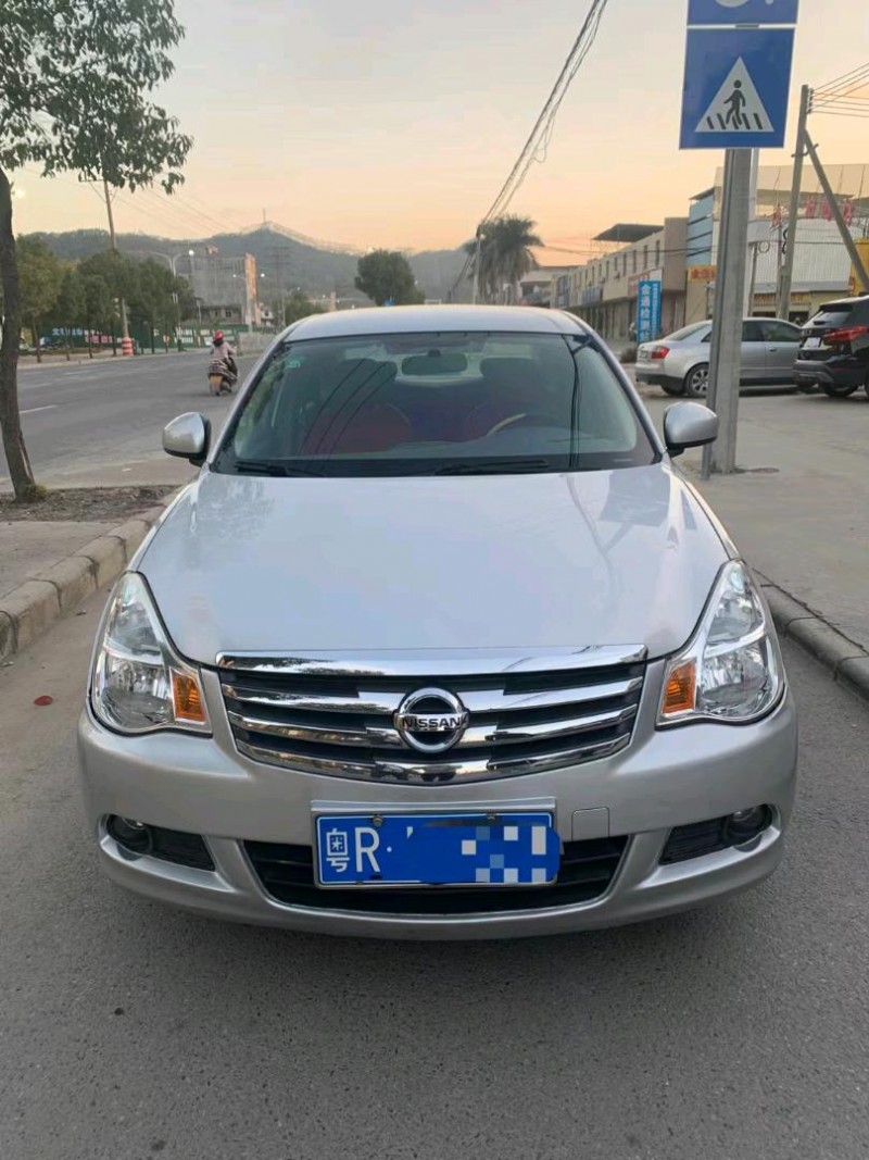 肇慶14年日產軒逸1