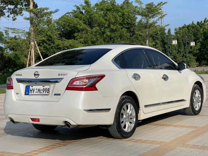 汕頭14年日產天籟1