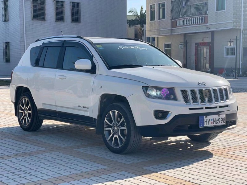 汕頭13年Jeep指南者2