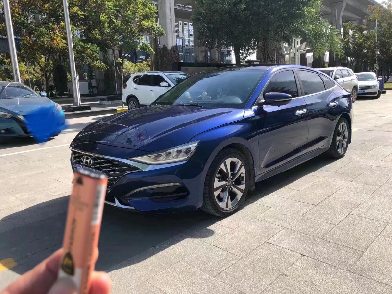 武漢20年現代菲斯塔2