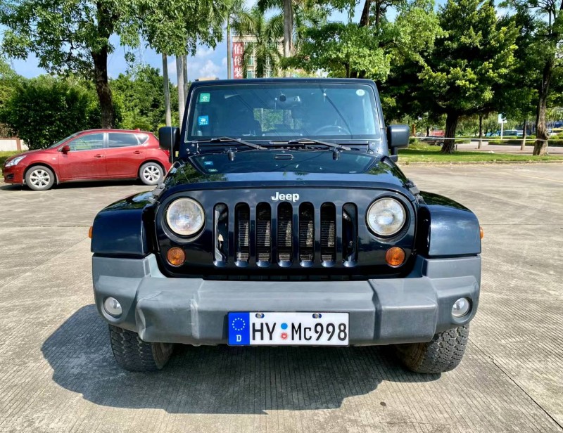 汕頭11年Jeep牧馬人1