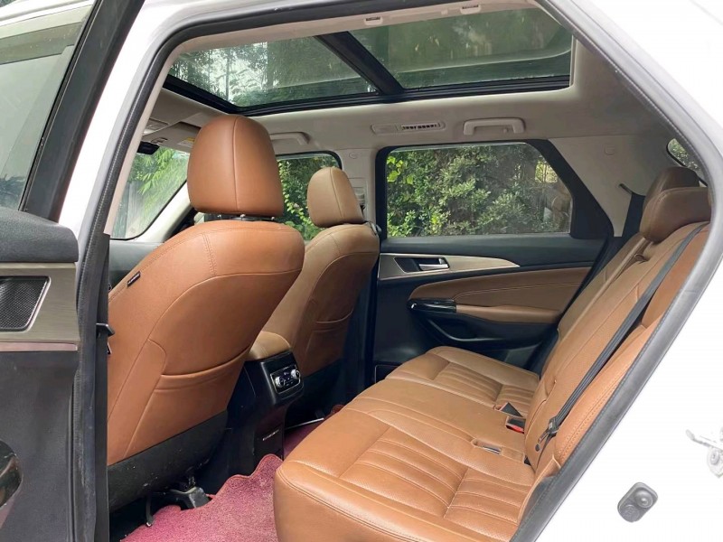 成都18年長安汽車CS954