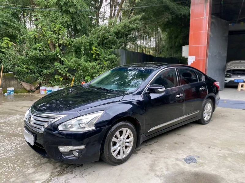 成都13年日產天籟6