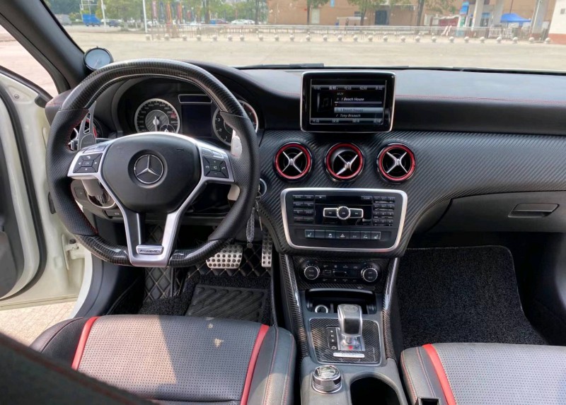汕頭14年奔馳AMG A2