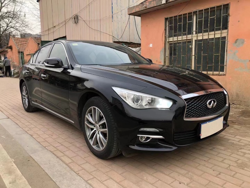 濟南17年英菲尼迪Q50L3