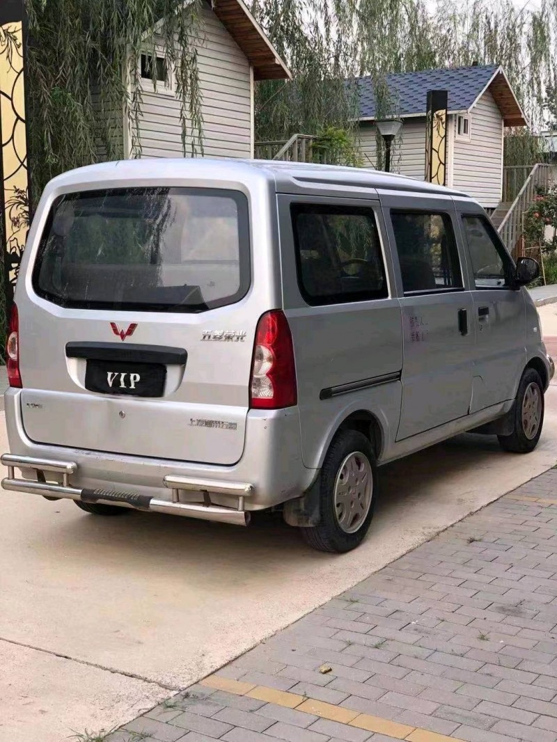 廊坊14年五菱汽車榮光6