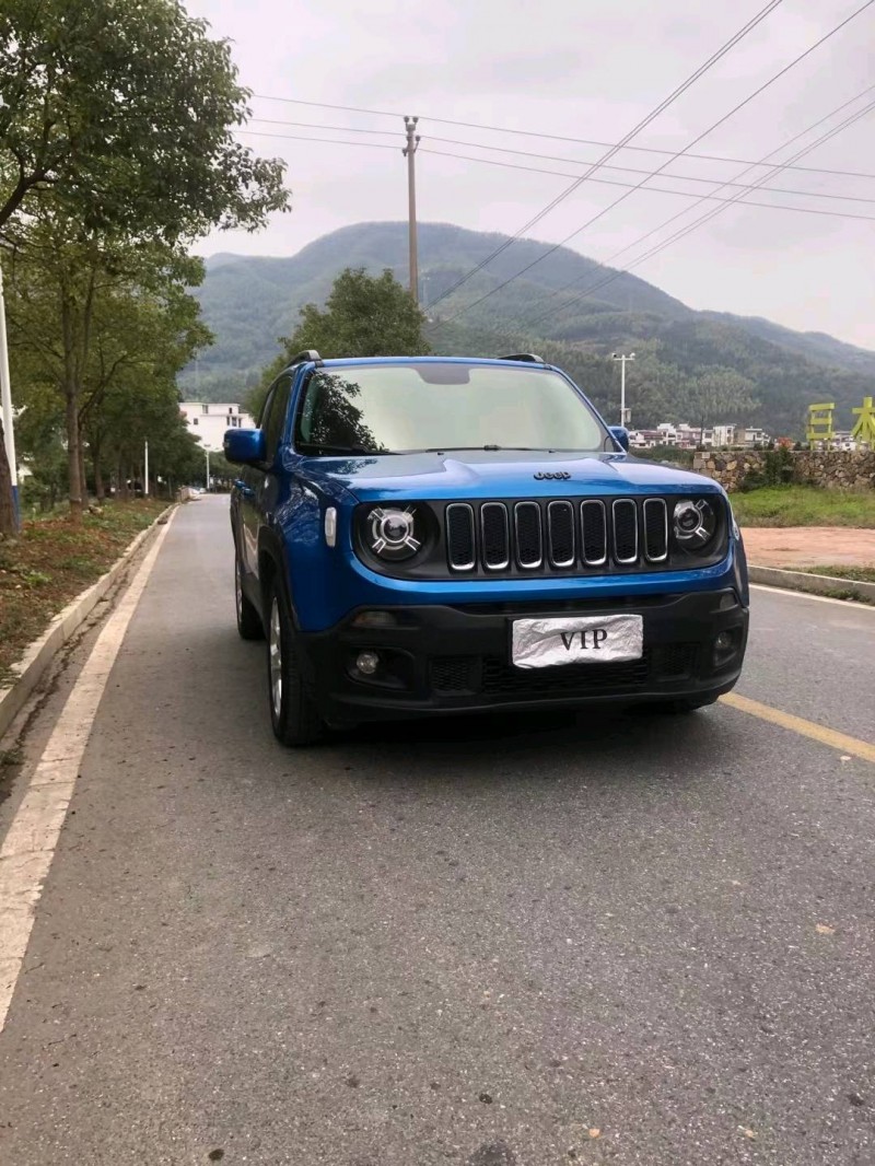 萍鄉20年Jeep自由俠2