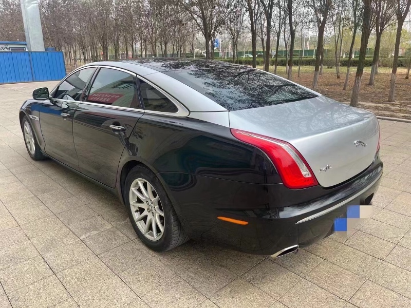 中衛12年捷豹XJL5