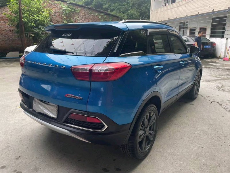 成都19年獵豹汽車CS99