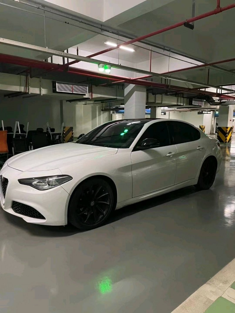 臺州18年阿爾法·羅密歐Giulia1
