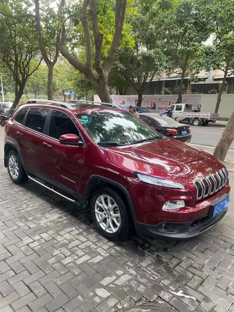 南平17年Jeep自由光2
